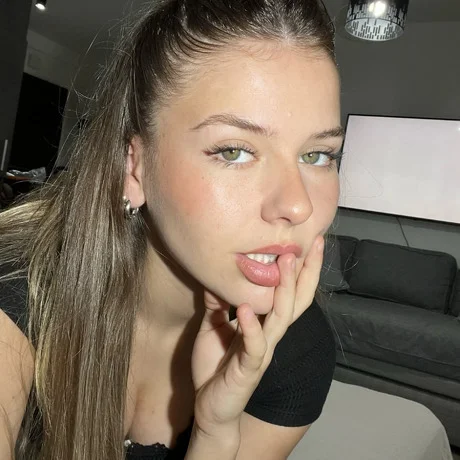 f1ea8_amelia-onlyfans-review.webp